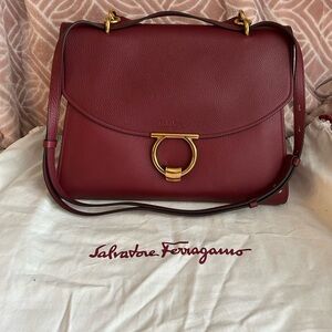 Salvatore Ferragamo Burgundy Leather Shoulder Bag